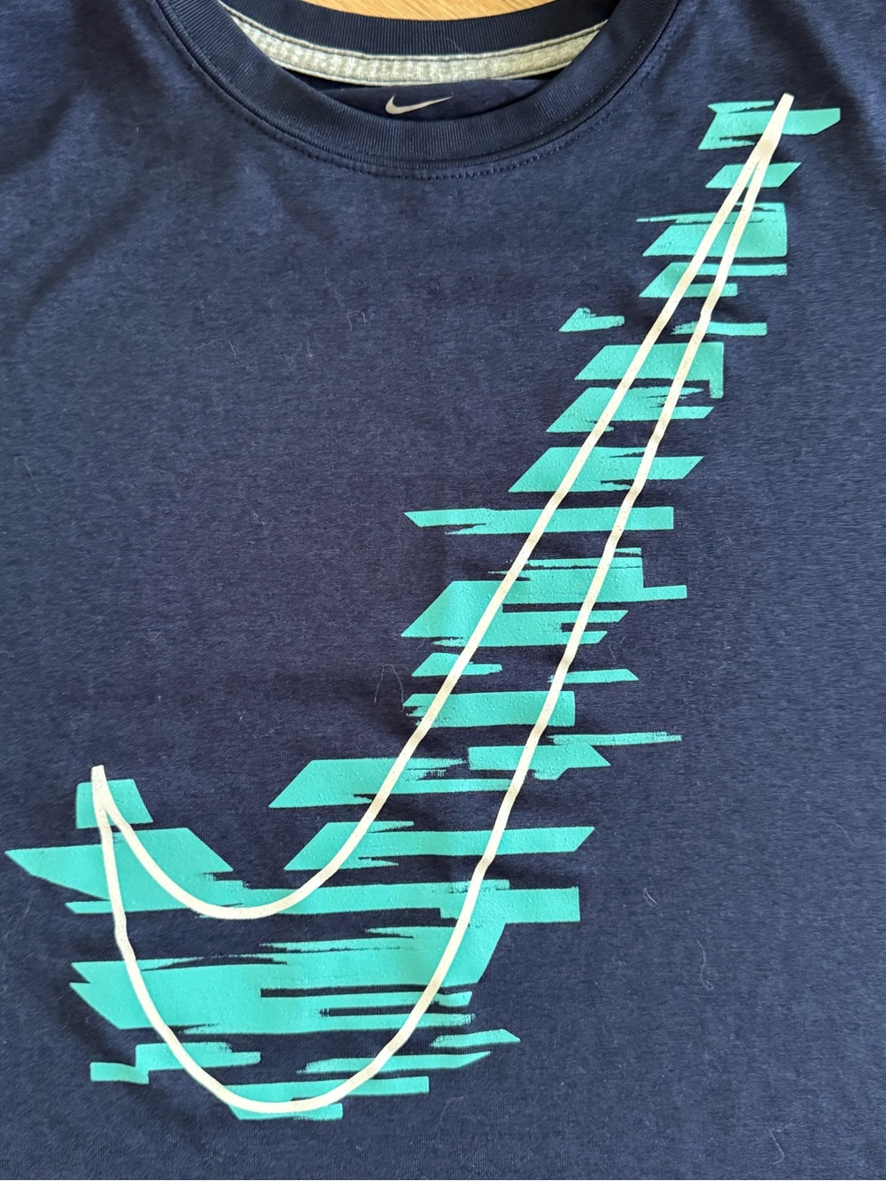 Youth XL Navy Nike Tee Teal Swoosh Graphic Lightweight